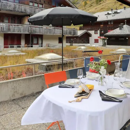 Rossignol B By Interhome *